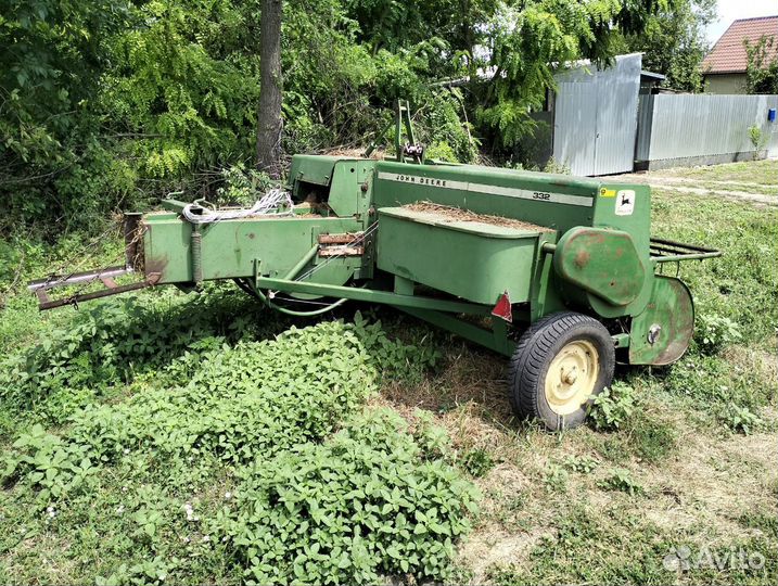 Пресс-подборщик John Deere 332 A, 2001
