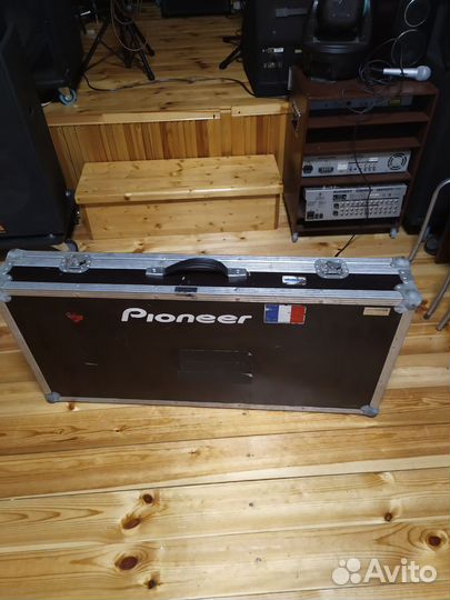 Кофр для диджейской аппаратуры