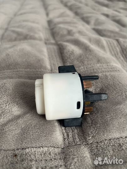 Подрулевой переключатель, термостат, контактгрупп