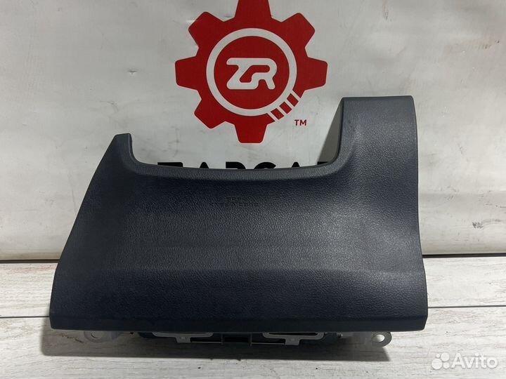 Toyota Corolla E150 подушка в колени