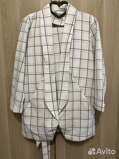 Костюм брючный