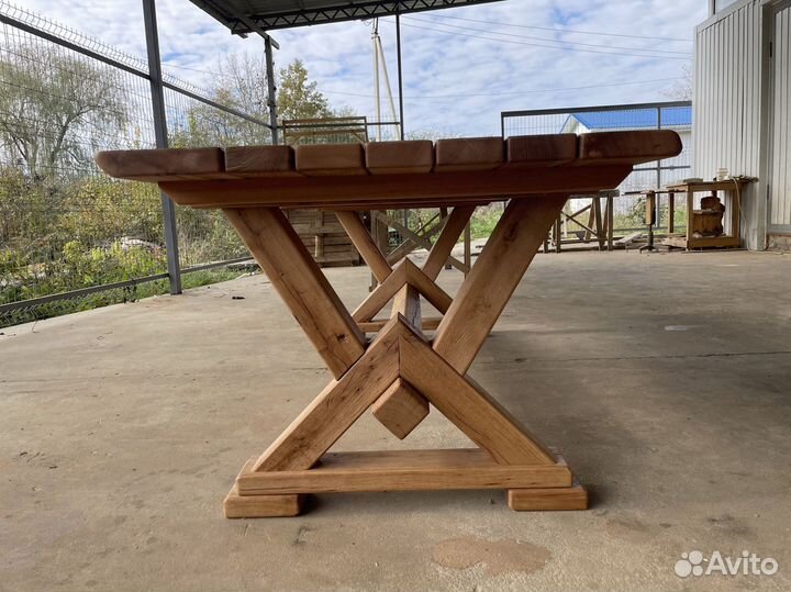 Мебель для дома из массива дерева