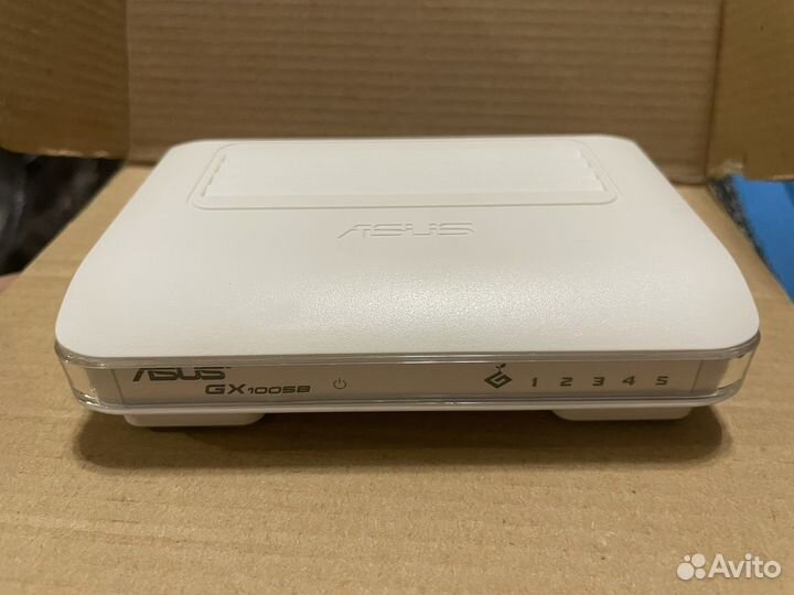 Коммутатор asus GX1005B