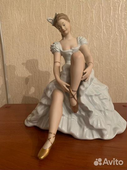 Фарфоровые статуэтки германия