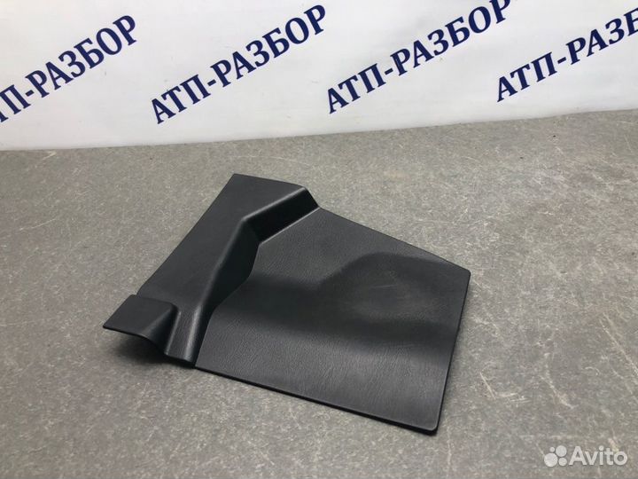 Накладка консоли передняя левая Nissan Almera N16