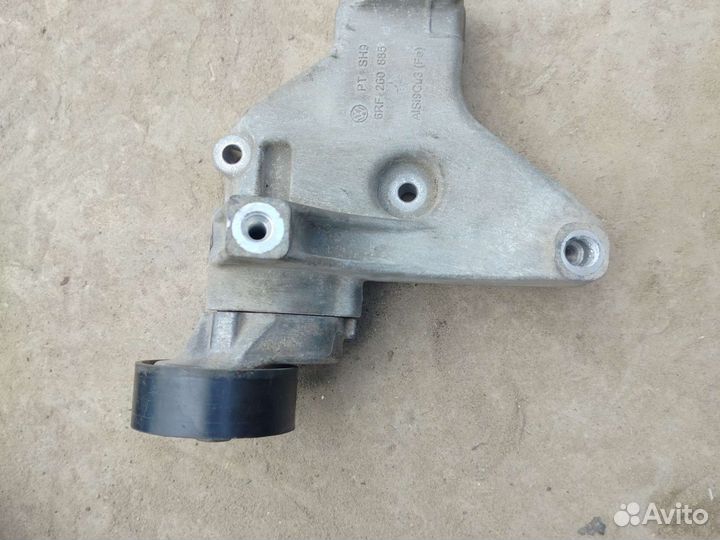 Кронштейн кондиционера Volkswagen Polo Sedan