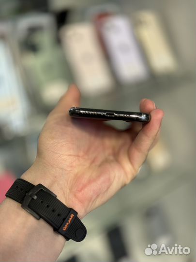 iPhone 11 Pro, 64 ГБ