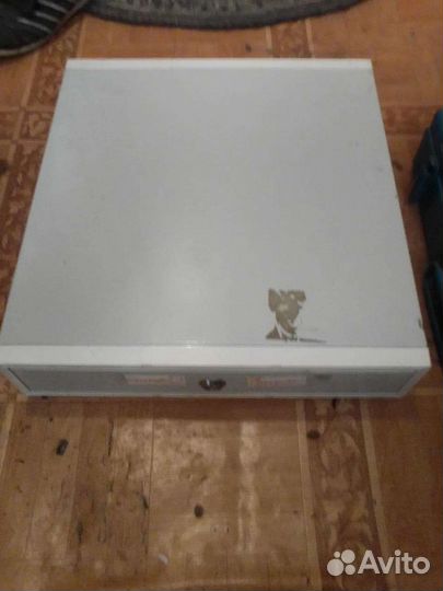 Денежный ящик