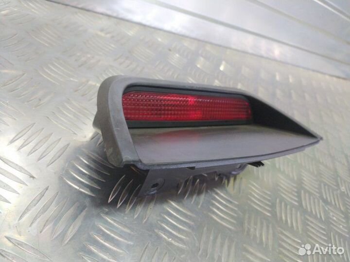 Фонарь задний (стоп сигнал) задний Renault Logan 2