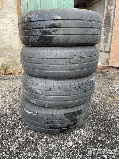 Goodyear EfficientGrip 195/60 R16 89H