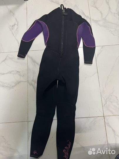 Гидрокостюм