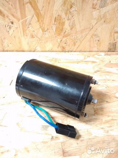 Трим мотор Volvo Penta 3587079, 3858069, 3860879