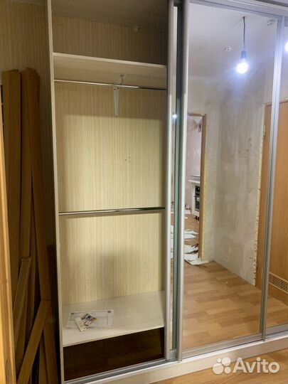 Встроенный шкаф купе в прихожую