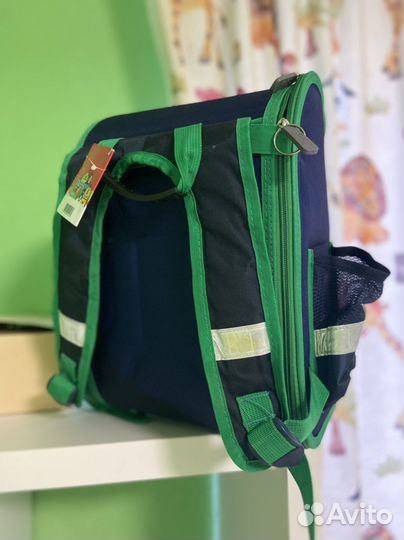 Рюкзак школьный для мальчика новый