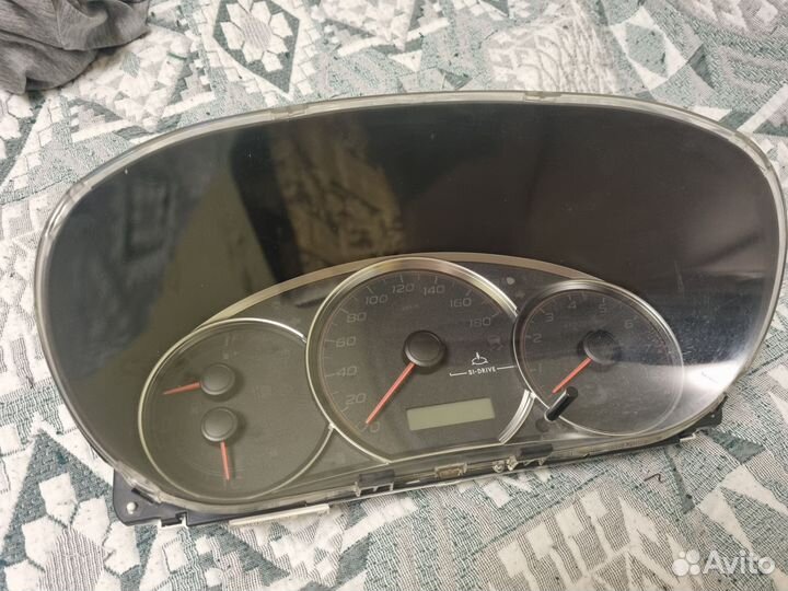 Щиток приборов subaru