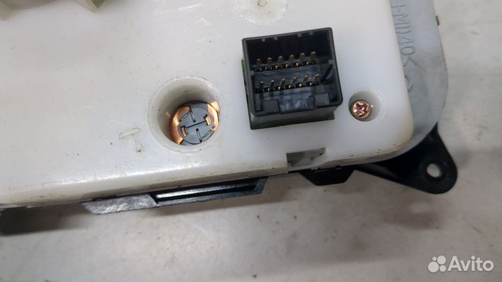 Переключатель отопителя Jeep Liberty, 2006