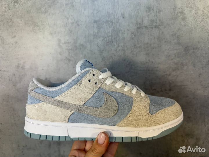 Кроссовки Wmns Dunk Low Photon Dust Armory Blue