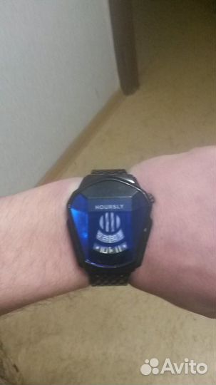 Часы мужские hoursly