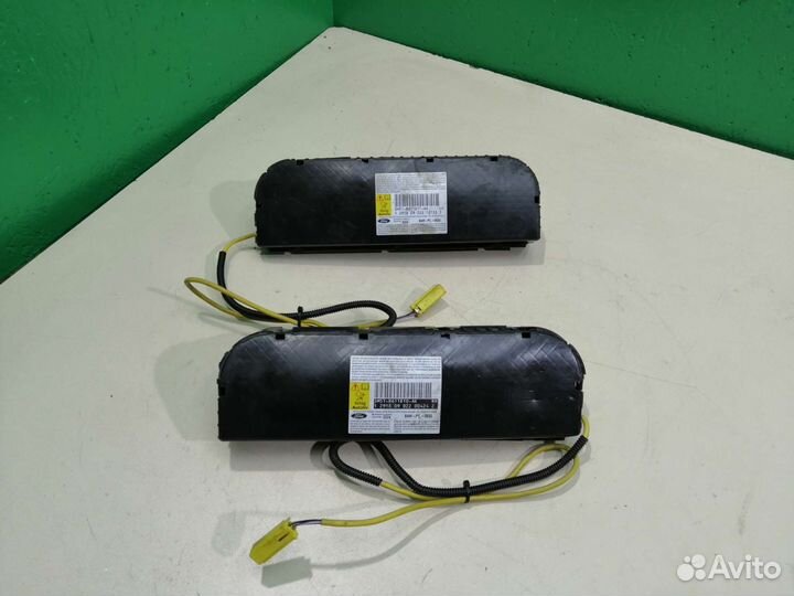 Подушка безопасности в сиденье Ford C-Max