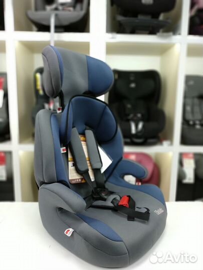 Автокресло от 9мес до 12лет Zlatek Fregat синий