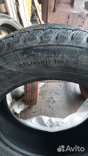 Kumho I'Zen RV Stud KC16 225/65 R17