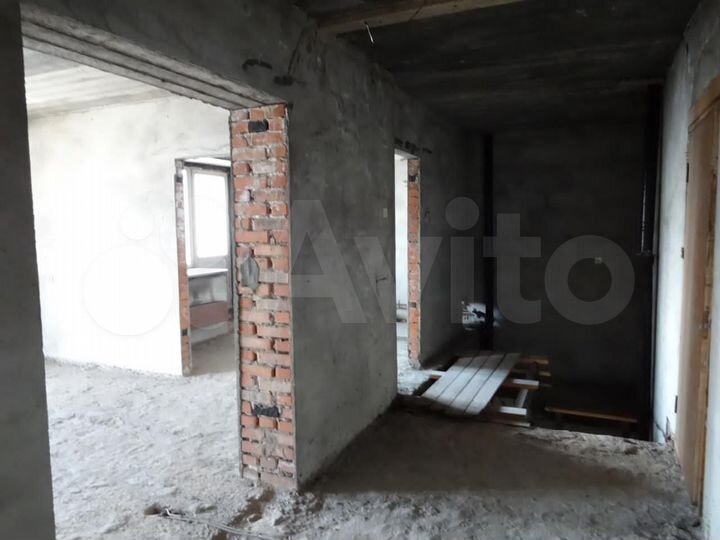 5-к. квартира, 174 м², 9/10 эт.