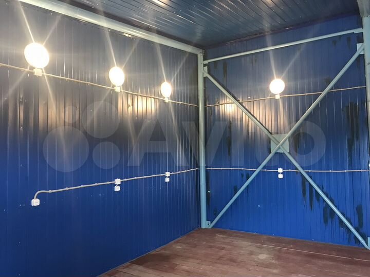 Гараж, > 30 м²