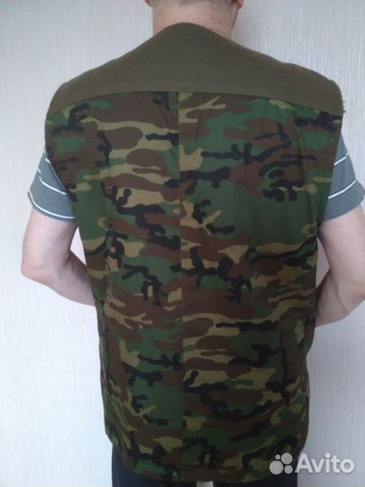 Жилет для охотника или рыбака на овчине