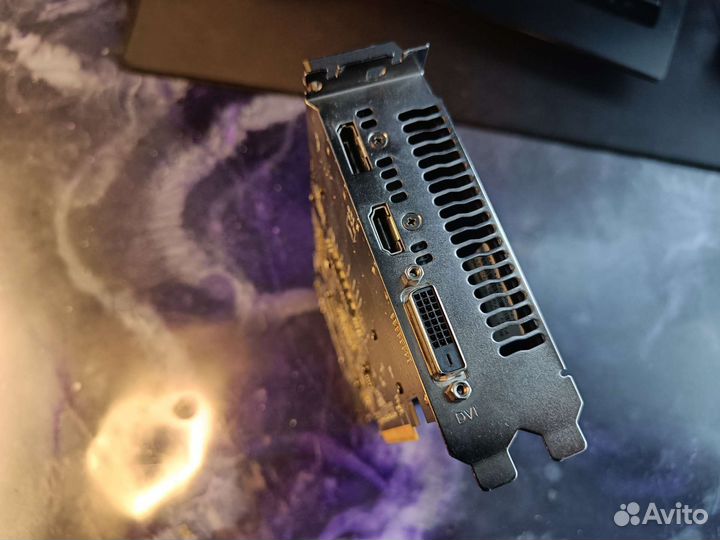 AMD RX 570 8Gb (вкл, но на З/Ч)