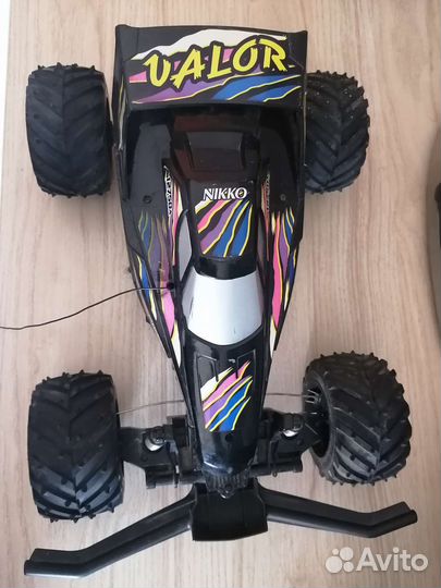 Машина на радиоуправлении Nikko