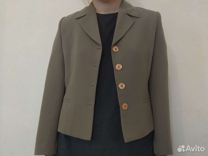 Костюм классический женский брючный