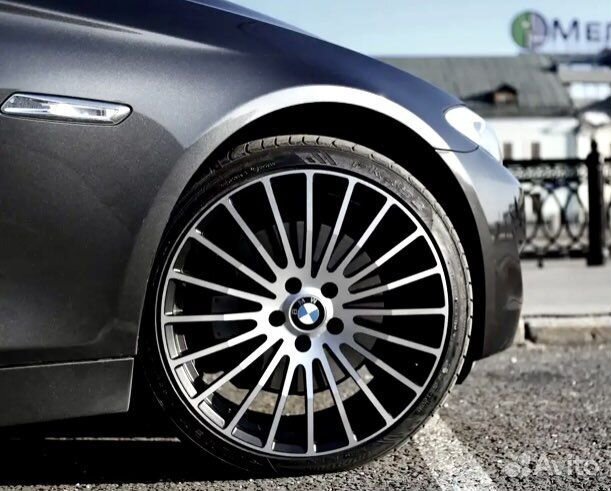 Кованные диски на BMW X7 R21