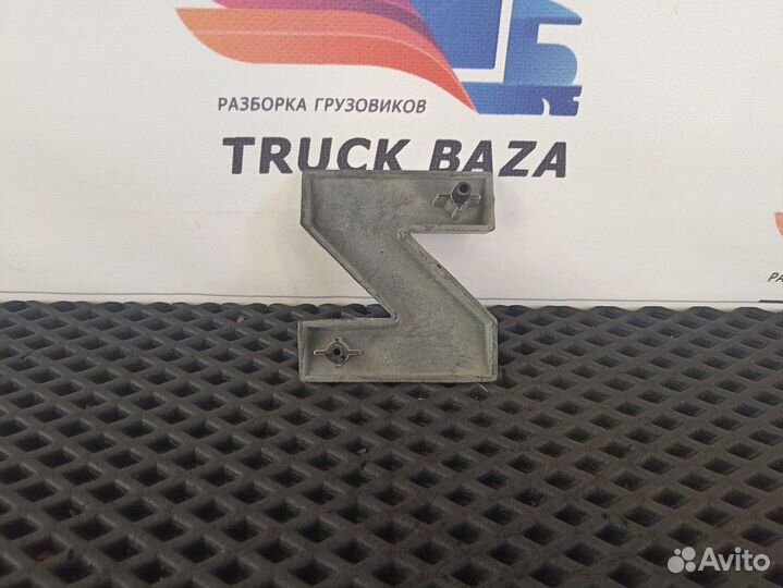 5490821231803 Эмблема камаз 5490