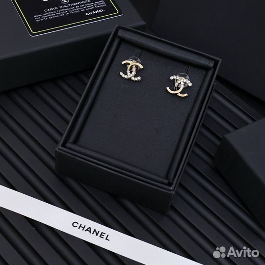 Серьги Chanel