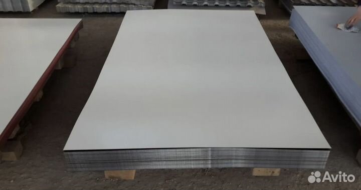 Листы гладкие белые