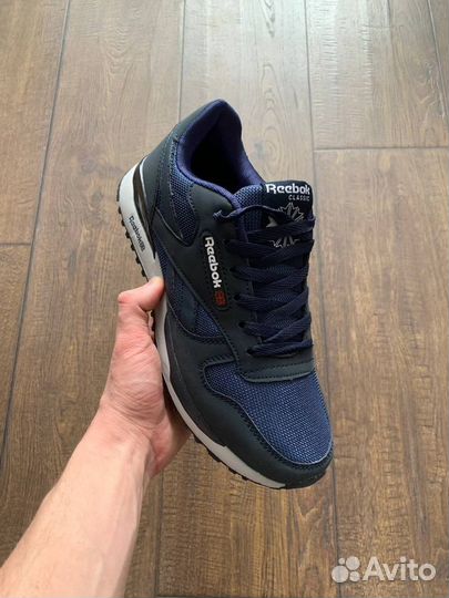 Кроссовки reebok classic