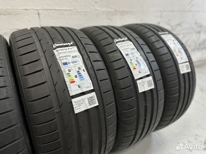 Gripmax SureGrip Pro Sport 285/45 R21 и 325/40 R21 116Y