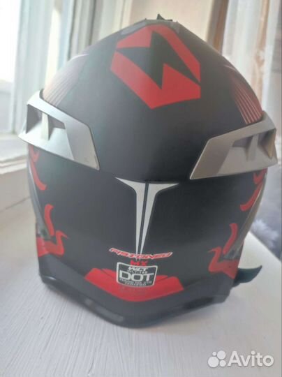 Кроссовый шлем