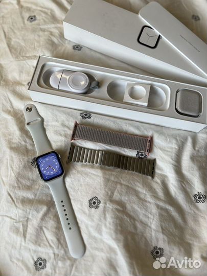 Apple watch 4 44 mm silver оригинал