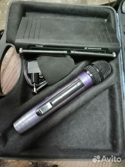 Радиомикрофон sennheiser