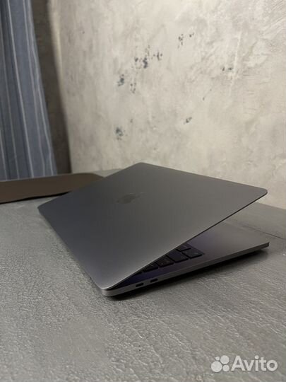 Macbook pro 13 m1 8gb 512gb
