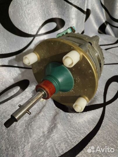 Электродвигатель центрифуги СССР