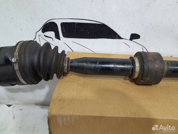 Шрус передний правый Toyota Yaris