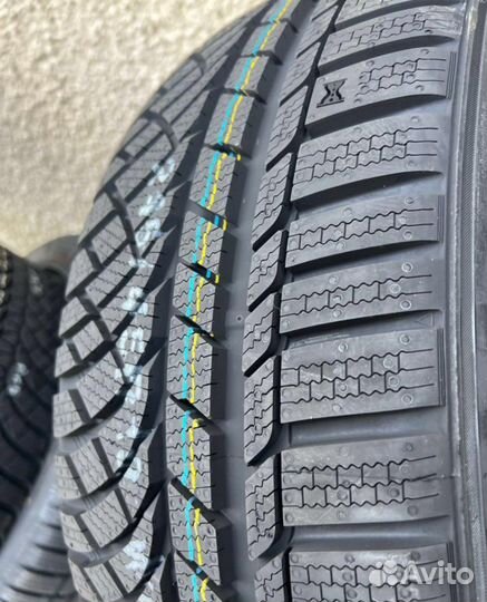 Kumho WinterCraft WP72 245/45 R19 и 275/40 R19