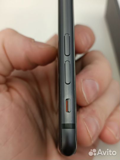 iPhone 8, 64 ГБ