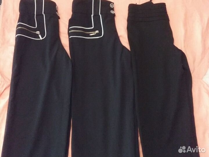 Новые брюки для девочки,рост 134-152черные и синие