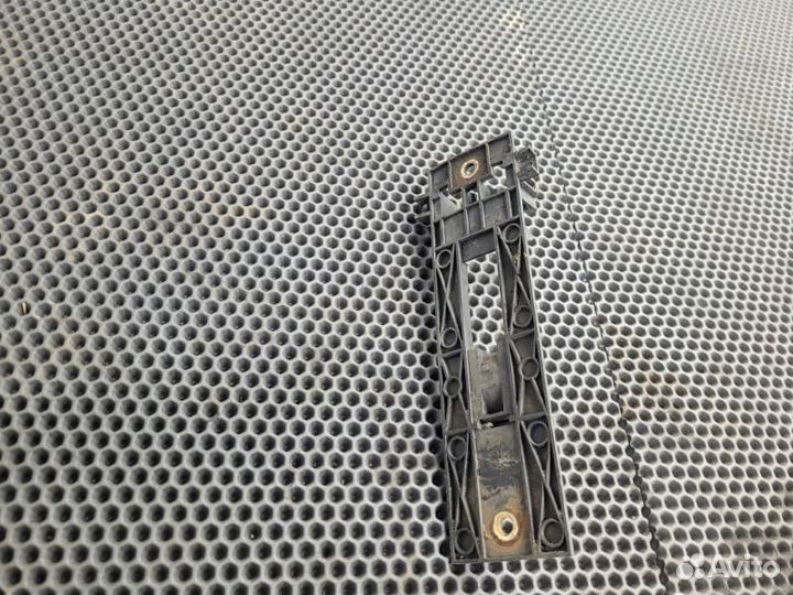 Кронштейн Renault Midlum 2001