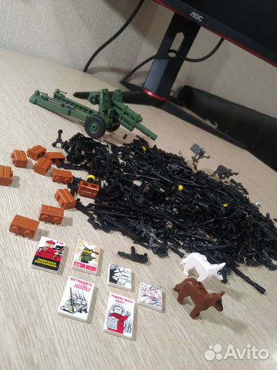 Игрушка Лего Солдаты