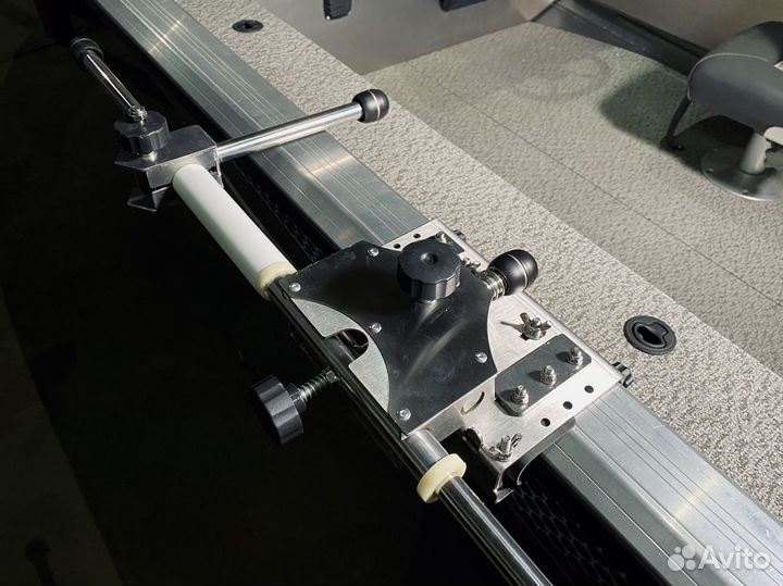 Ротатор для датчика эхолота поворотный в T-паз