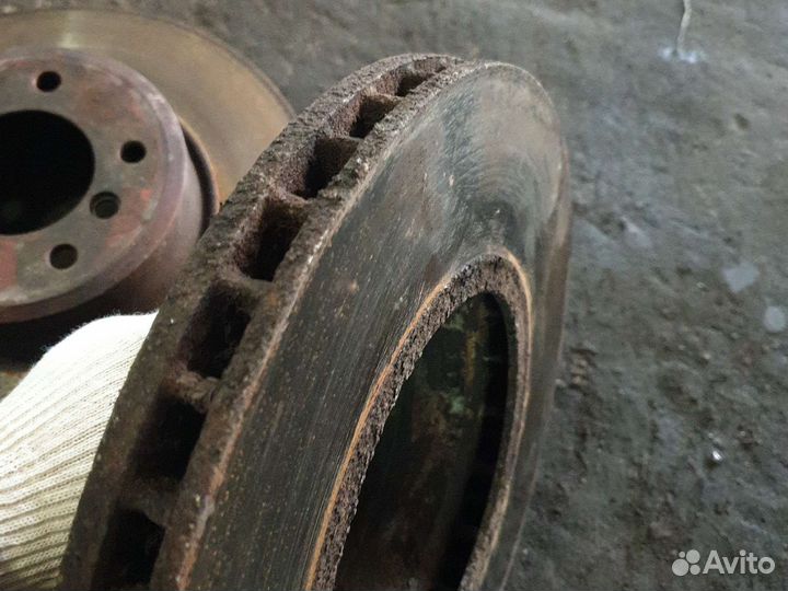 Передние тормозные диски бмв е60 3.0 n52